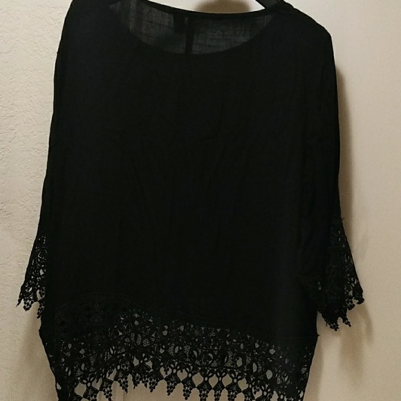Blouse - Picture 2 of 2